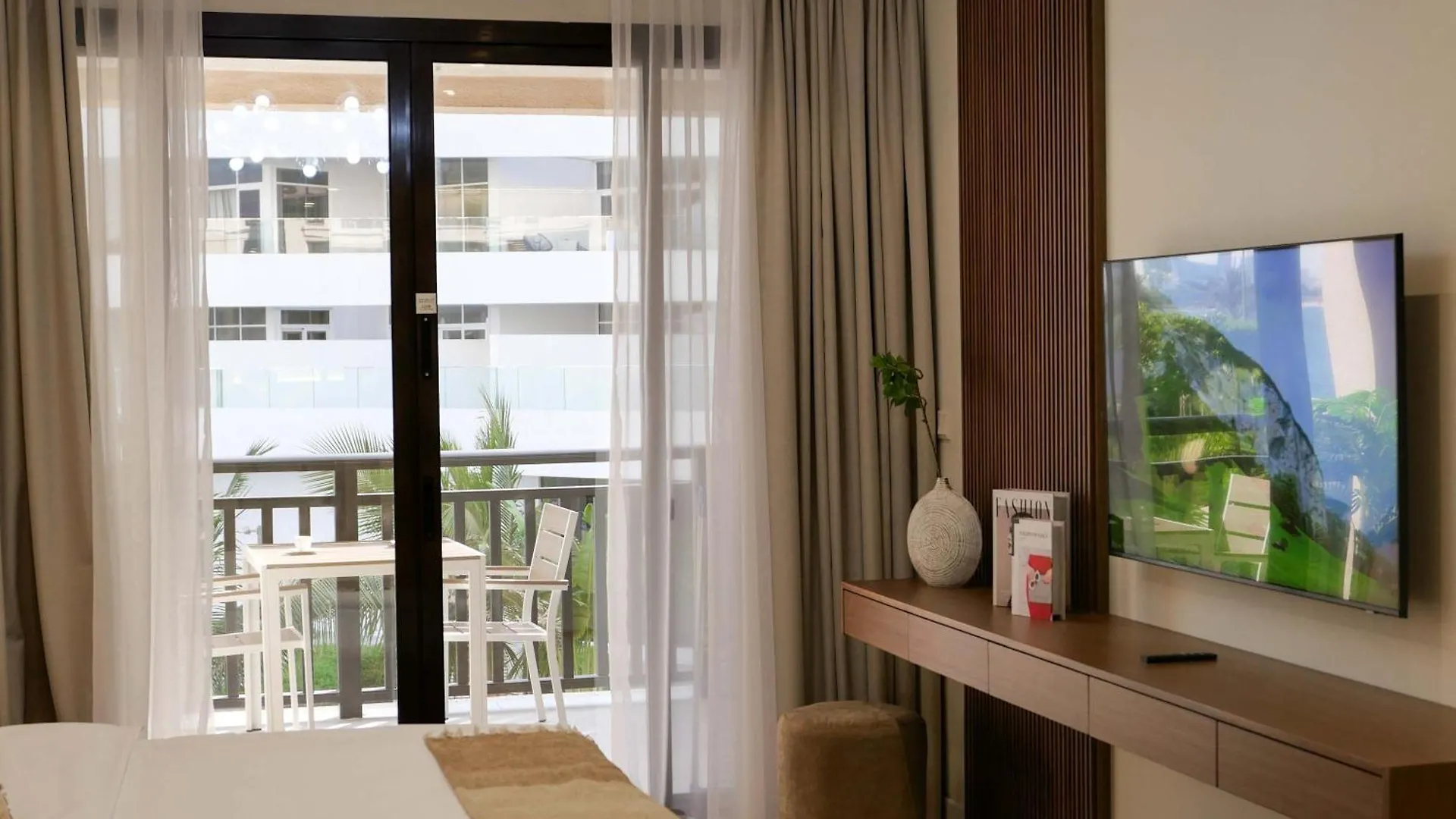 Lovely 1 Bedroom Apartment At 5 Star Resort دبي بيت للعطل
