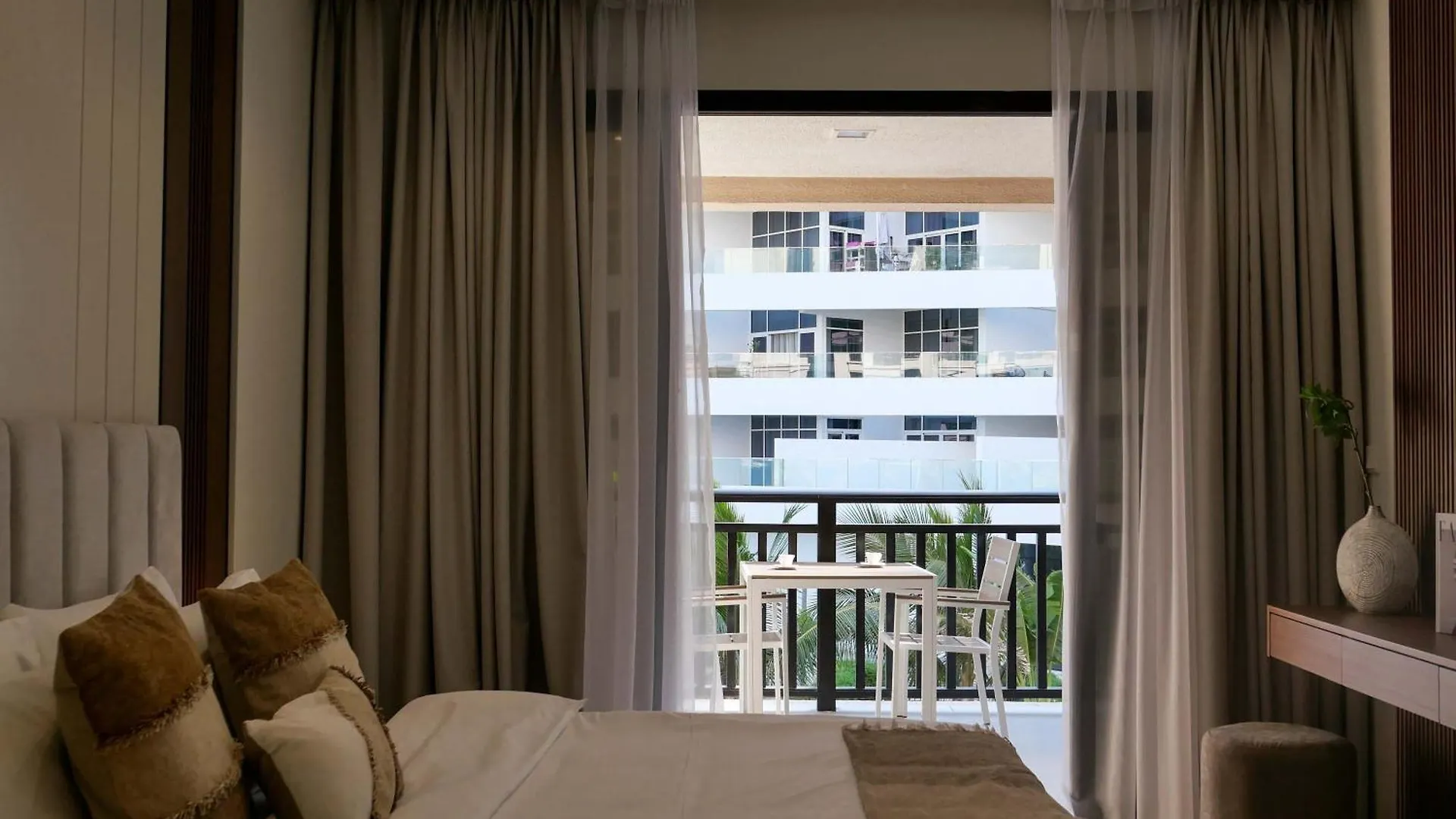 Lovely 1 Bedroom Apartment At 5 Star Resort دبي